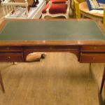 366 3206 WRITING DESK